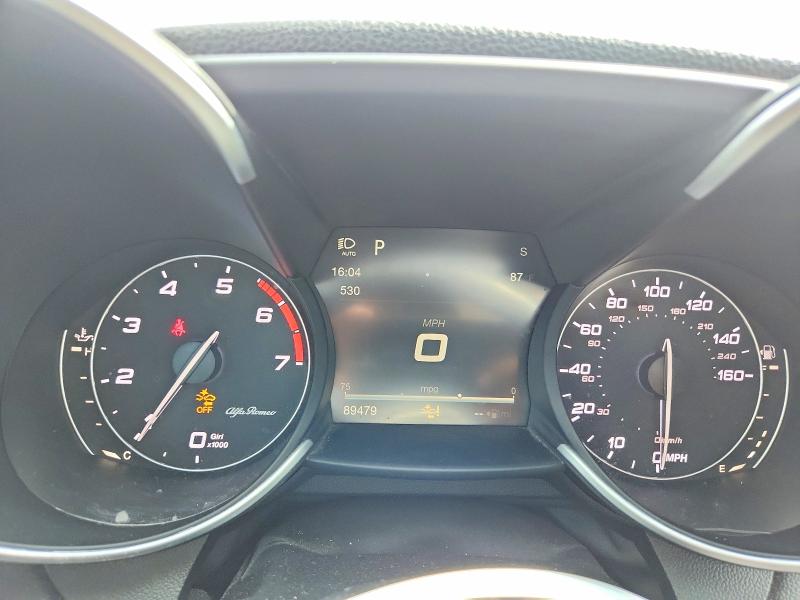62466356 :رقم المزاد ، ZARFAEDN1H7561231 vin ، 2017 Alfa Romeo Giulia مزاد بيع