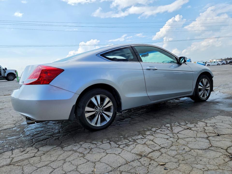 60470106 :رقم المزاد ، 1HGCS1B38CA002499 vin ، 2012 Honda Accord مزاد بيع