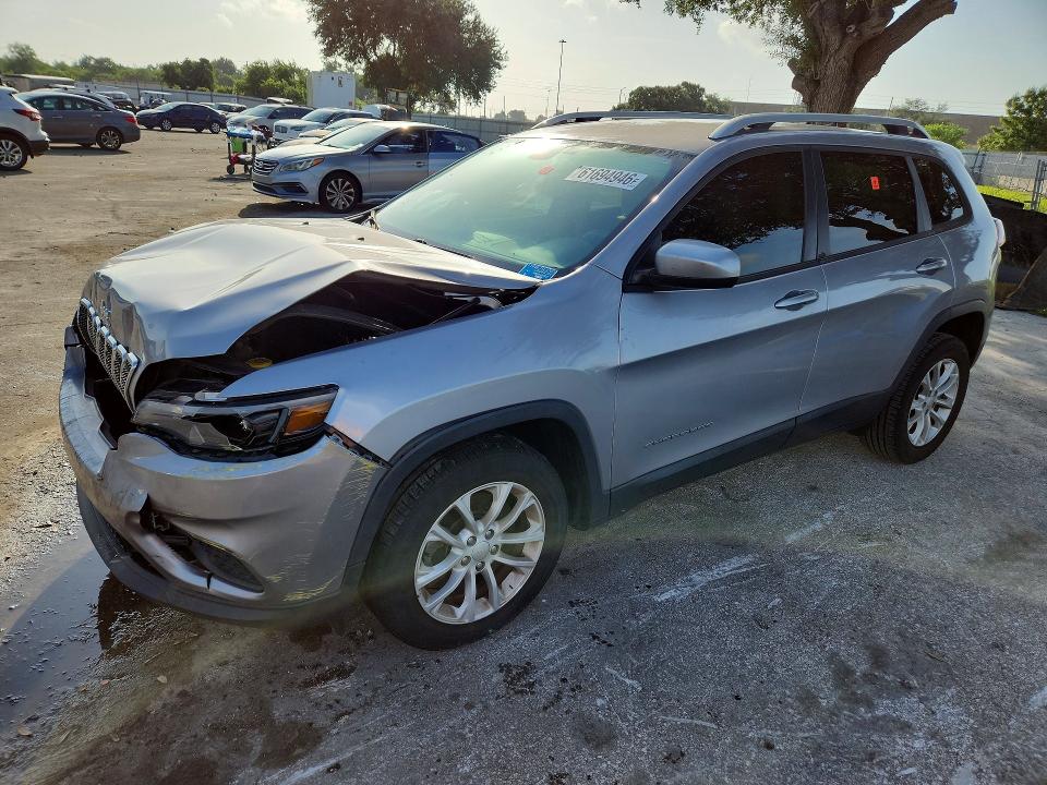 Продаж на аукціоні авто 2020 Jeep Cherokee, vin: 1C4PJLCB3LD528381, номер лоту: 61694946