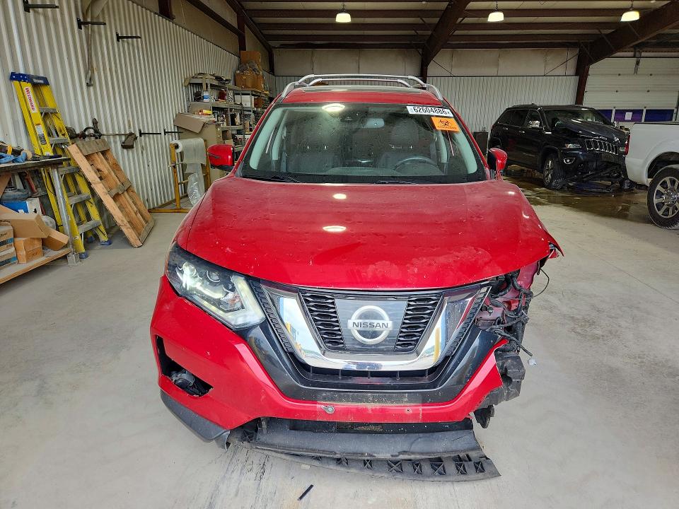 2017 Nissan Rogue მანქანა იყიდება აუქციონზე, vin: JN8AT2MV1HW284054, აუქციონის ნომერი: 62604886