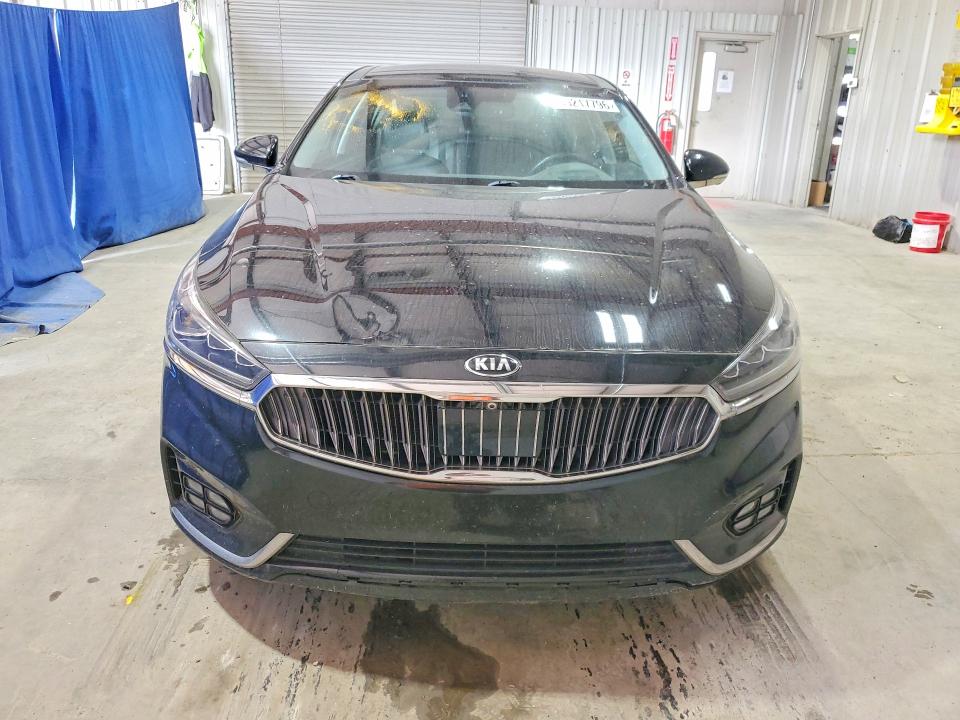 59217796 :رقم المزاد ، KNALC4J14J5098051 vin ، 2018 Kia Cadenza مزاد بيع
