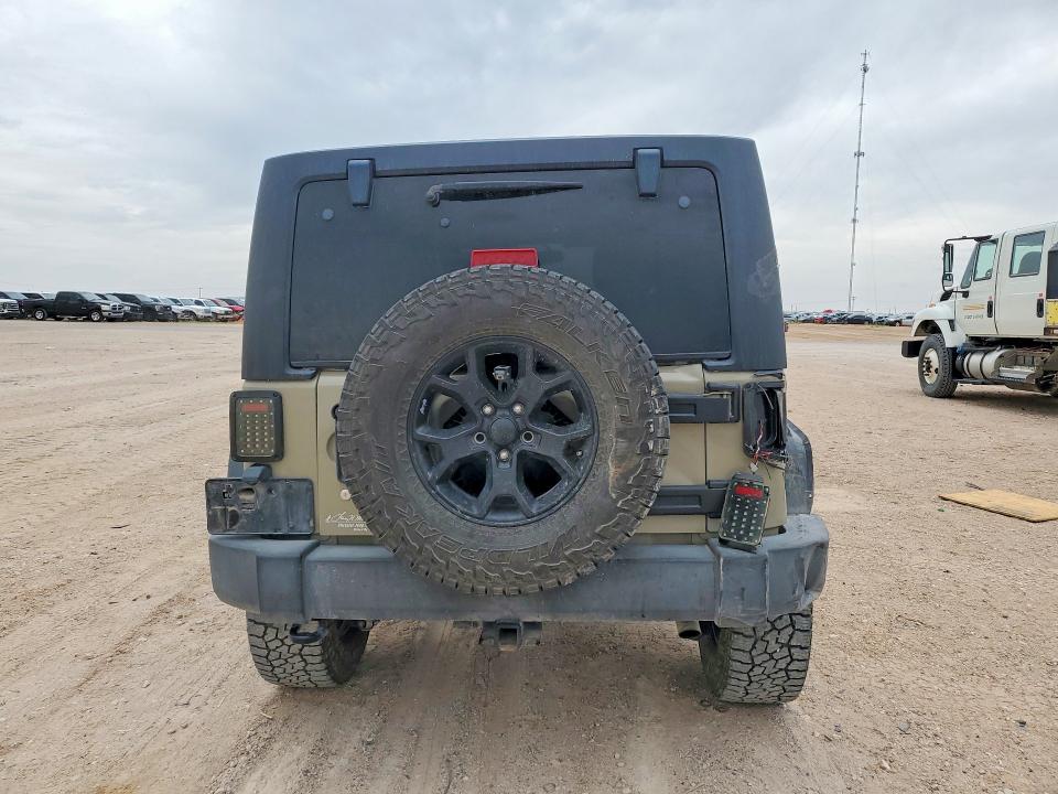 Продажа на аукционе авто 2018 Jeep Wrangler Unlimited, vin: 1C4BJWDG0JL894758, номер лота: 85632385