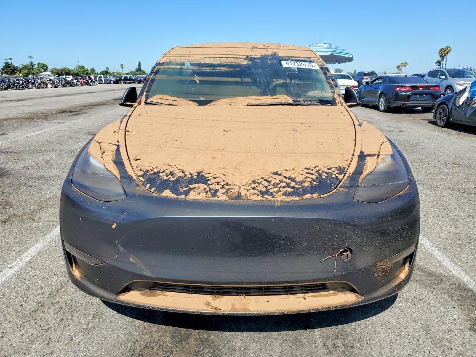 61732676 :رقم المزاد ، 7SAYGDEDXRF044607 vin ، 2024 Tesla Model Y مزاد بيع