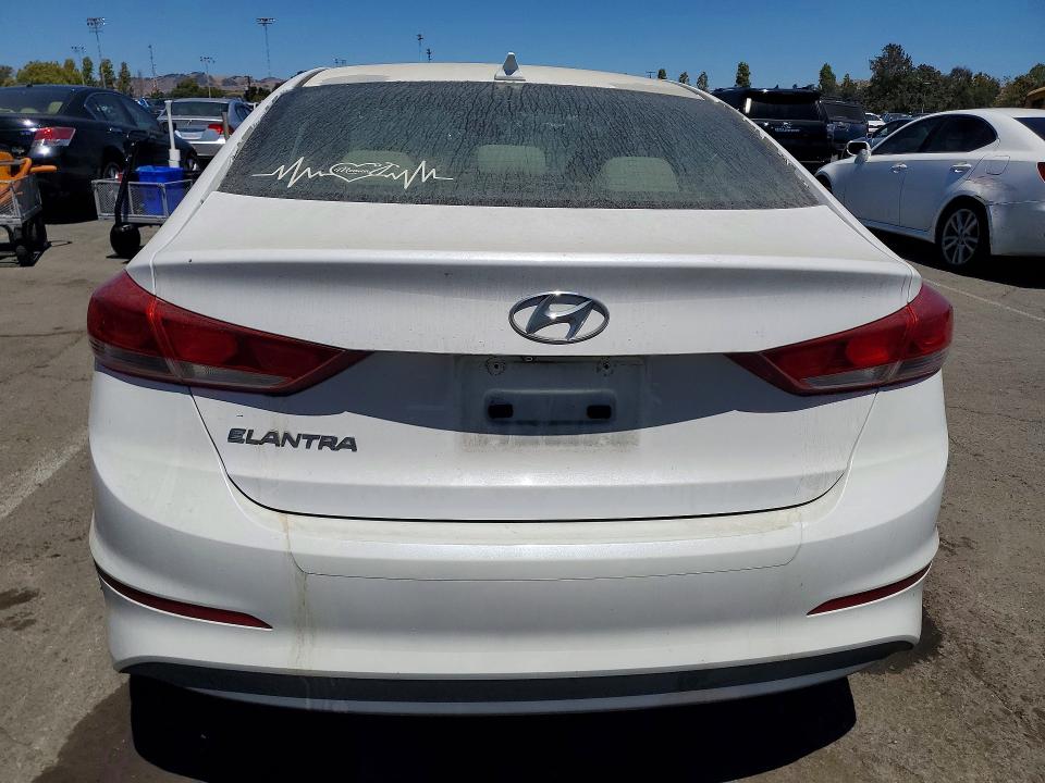 2017 Hyundai Elantra მანქანა იყიდება აუქციონზე, vin: 5NPD84LF6HH123723, აუქციონის ნომერი: 63164056