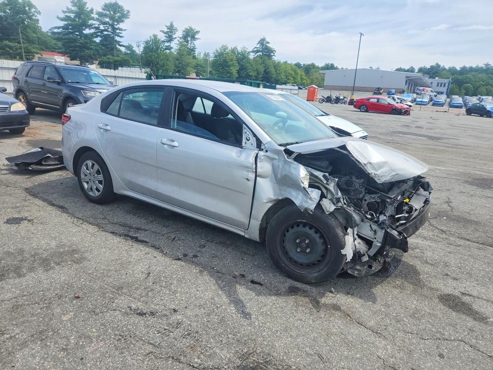 61363446 :رقم المزاد ، 3KPA24AD6NE455120 vin ، 2022 Kia Rio مزاد بيع