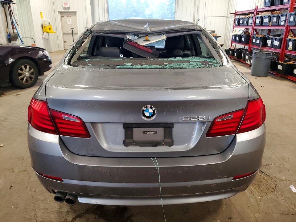 Продажа на аукционе авто 2012 Bmw 528, vin: WBAXH5C57CDW04568, номер лота: 63610586