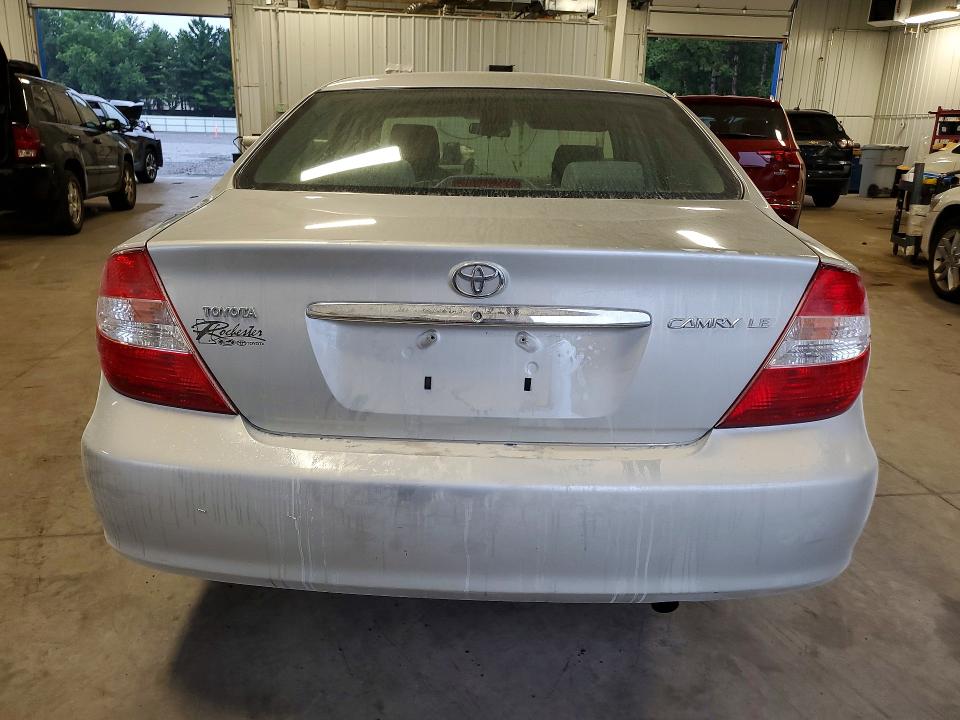 2002 Toyota Camry მანქანა იყიდება აუქციონზე, vin: 4T1BE32K72U044496, აუქციონის ნომერი: 63314436