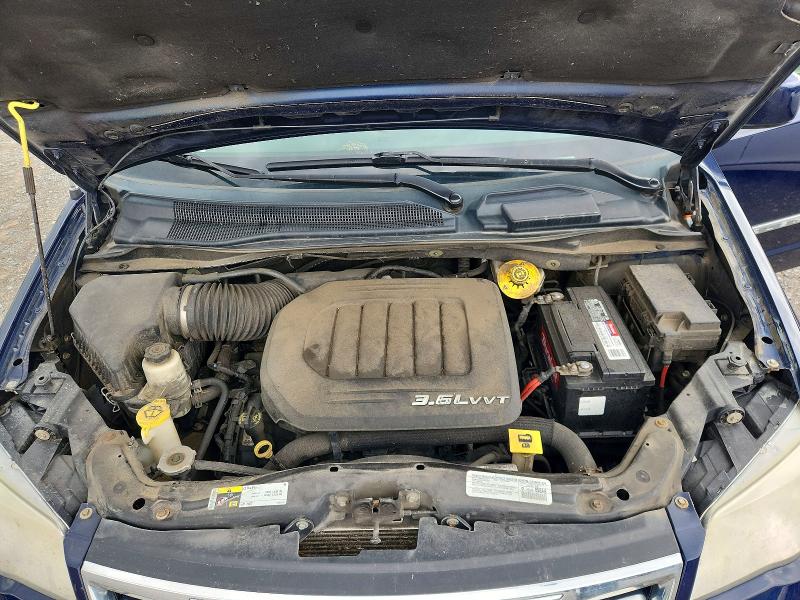 61486616 :رقم المزاد ، 2C4RC1BG5ER367911 vin ، 2014 Chrysler Town & Country مزاد بيع