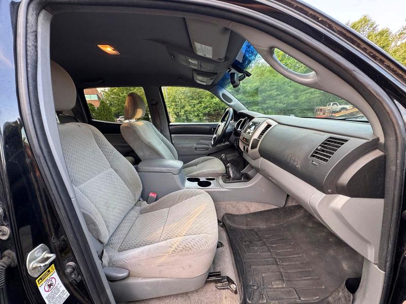 2010 Toyota Tacoma მანქანა იყიდება აუქციონზე, vin: 5TELU4EN5AZ674563, აუქციონის ნომერი: 62617376