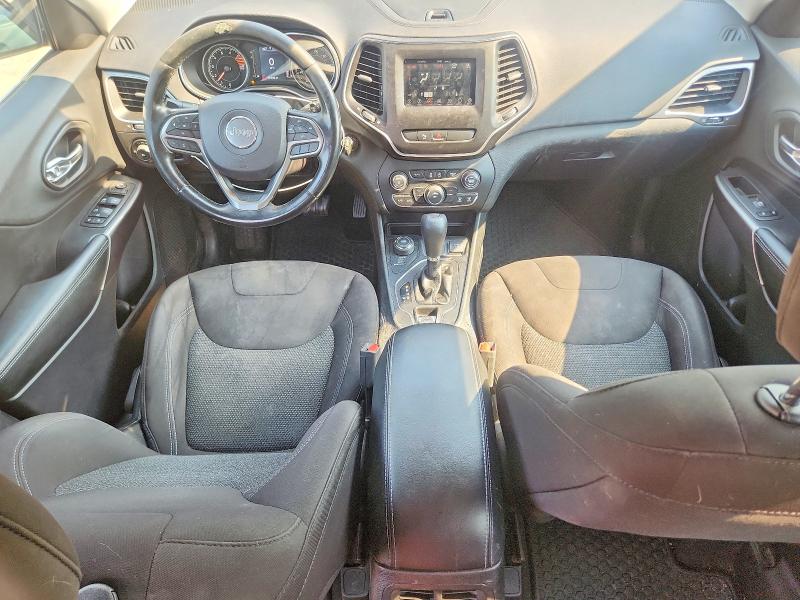 59298216 :رقم المزاد ، 1C4PJMCX6KD338056 vin ، 2019 Jeep Cherokee مزاد بيع