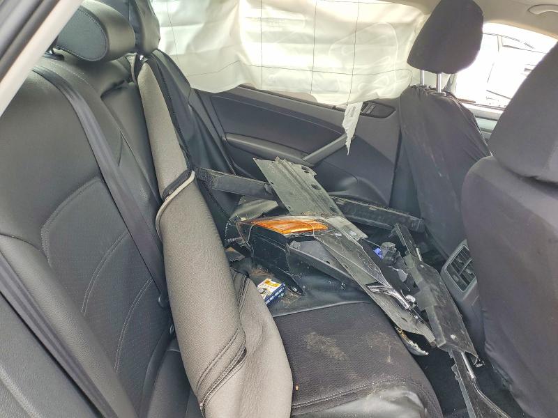 62111016 :رقم المزاد ، 1VWBS7A30FC027921 vin ، 2015 Volkswagen Passat مزاد بيع