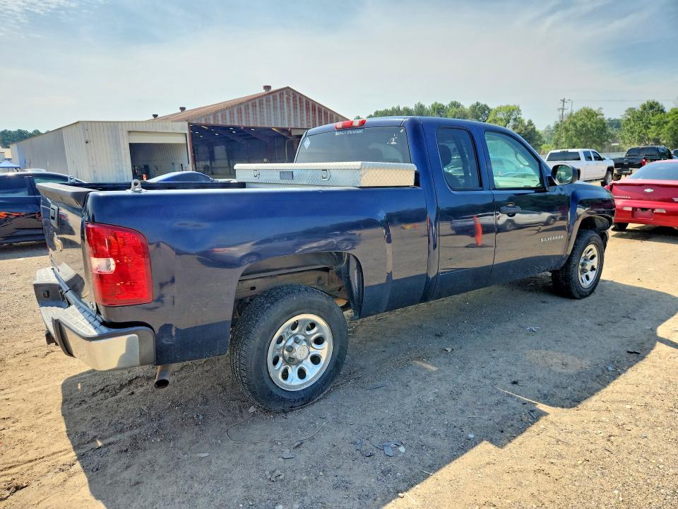 58632756 :رقم المزاد ، 1GCSCREA1AZ180818 vin ، 2010 Chevrolet Silverado مزاد بيع