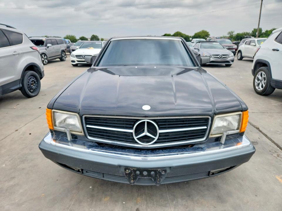62509786 :رقم المزاد ، WDBCA45D0HA337768 vin ، 1987 Mercedes-benz 560 مزاد بيع