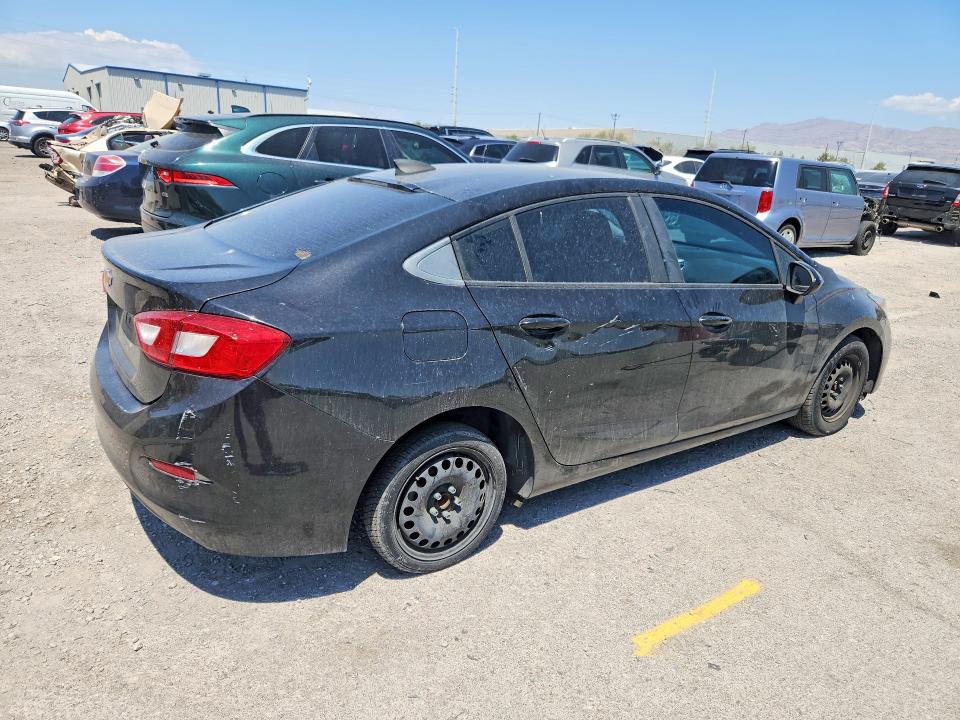 Auction sale of the 2018 Chevrolet Cruze, vin: 1G1BC5SM6J7242029, lot number: 61631166