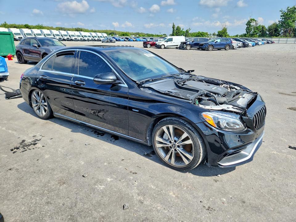 2018 Mercedes-benz C მანქანა იყიდება აუქციონზე, vin: 55SWF4HB4JU244371, აუქციონის ნომერი: 62804276