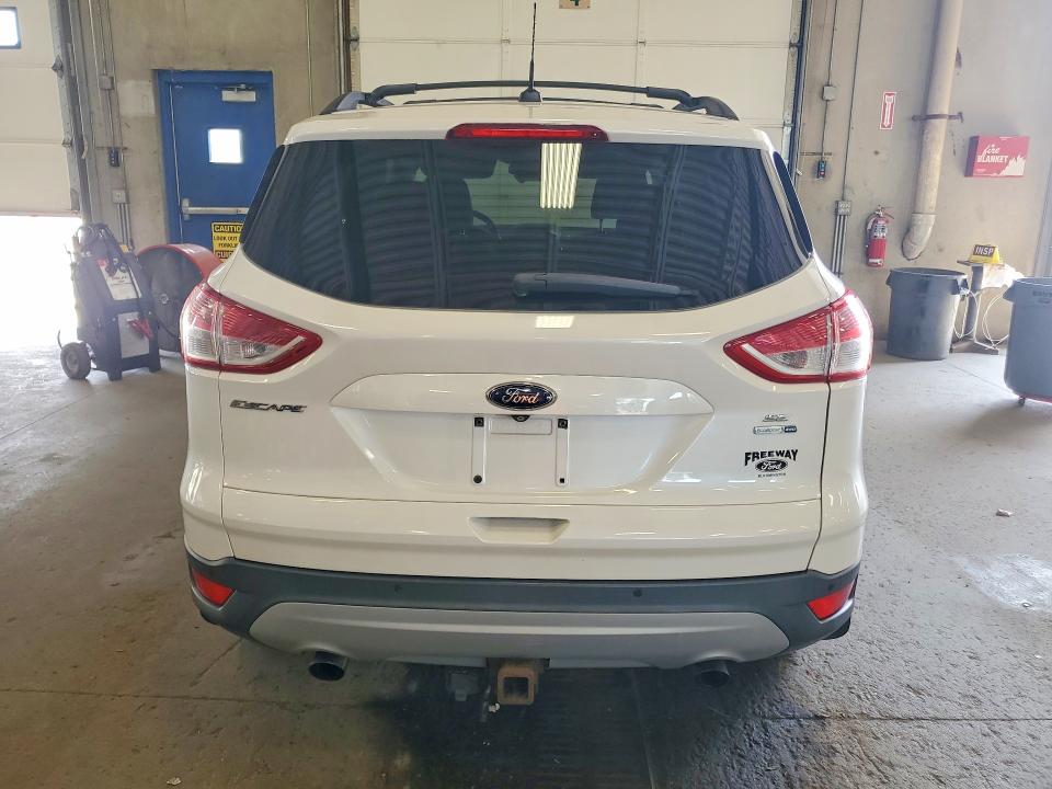 2015 Ford Escape მანქანა იყიდება აუქციონზე, vin: 1FMCU9G99FUA95617, აუქციონის ნომერი: 61558026