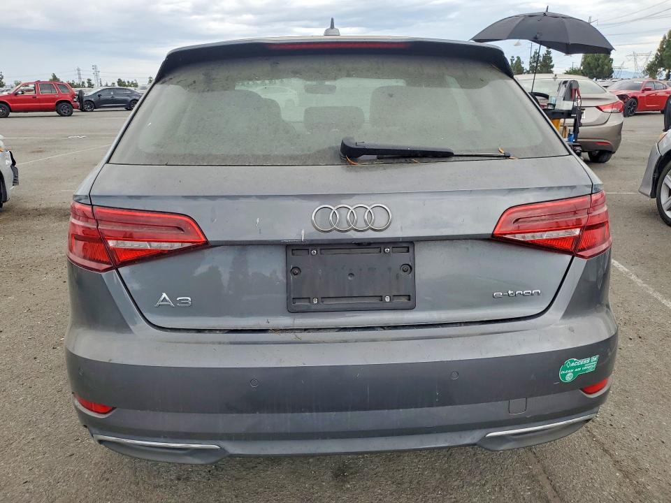 Продаж на аукціоні авто 2017 Audi A3, vin: WAUTPBFF6HA103409, номер лоту: 61574676