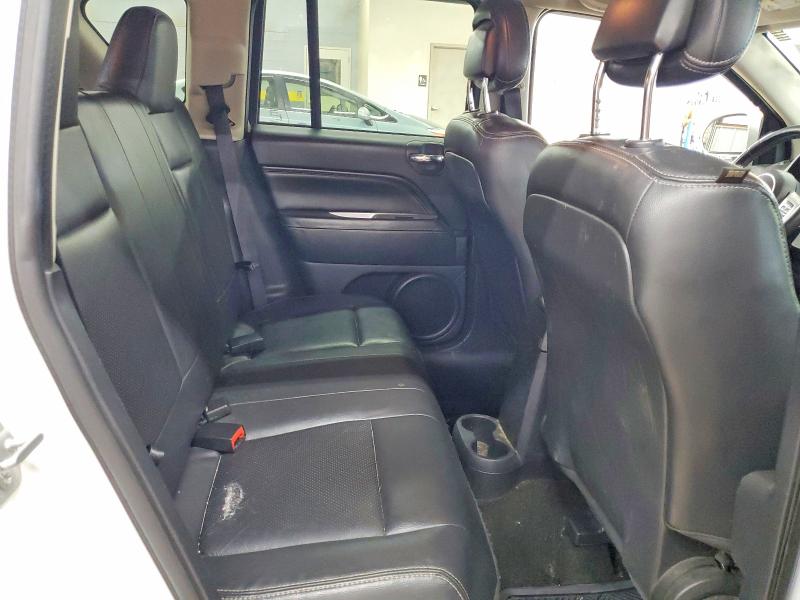 62600706 :رقم المزاد ، 1C4NJDEB4FD245017 vin ، 2015 Jeep Compass مزاد بيع