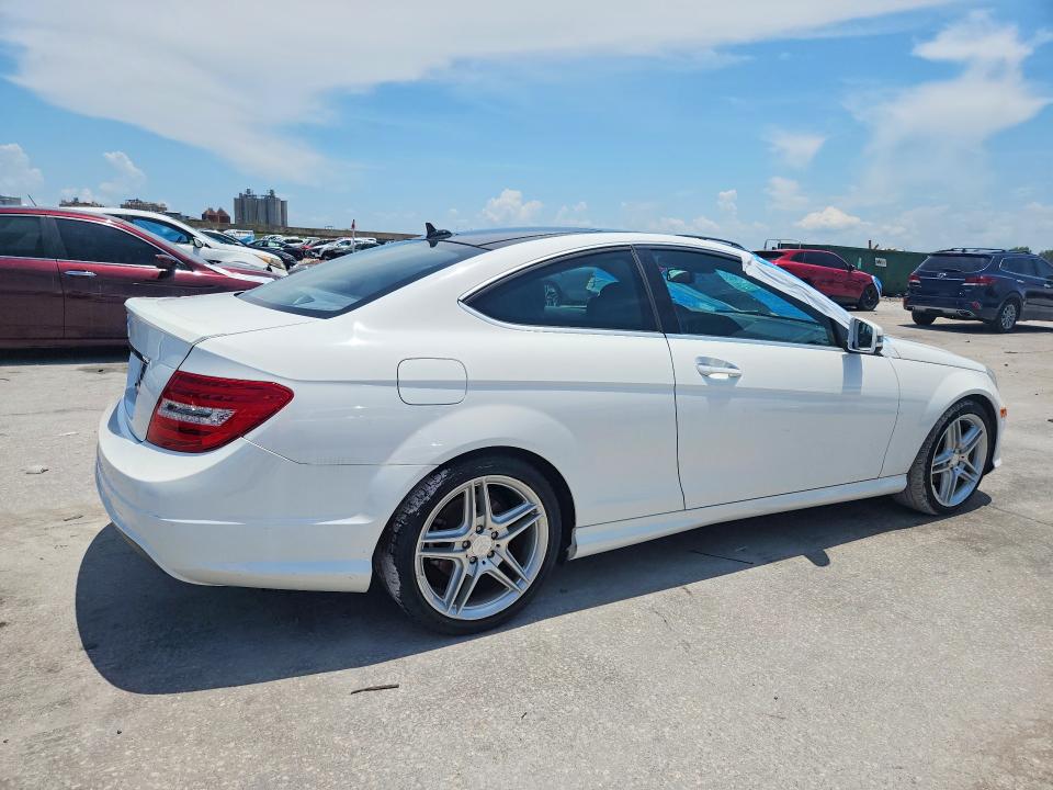 59371236 :رقم المزاد ، WDDGJ4HB4DF970743 vin ، 2013 Mercedes-benz C مزاد بيع