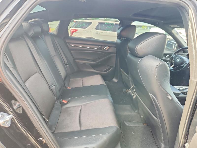 60482976 :رقم المزاد ، 1HGCV2F3XMA002027 vin ، 2021 Honda Accord مزاد بيع