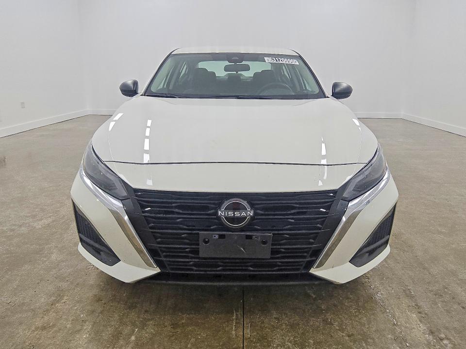 63120696 :رقم المزاد ، 1N4BL4BVXRN361869 vin ، 2024 Nissan Altima مزاد بيع