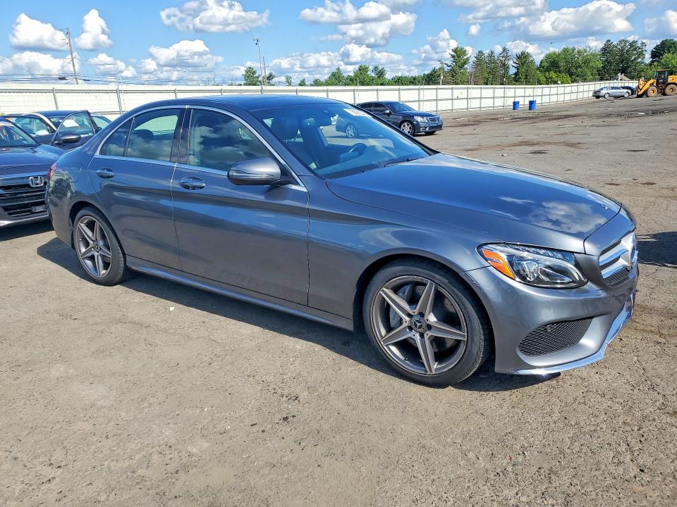 2018 Mercedes-benz C მანქანა იყიდება აუქციონზე, vin: 55SWF4KB5JU244923, აუქციონის ნომერი: 60262226