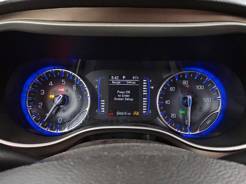 61012056 :رقم المزاد ، 2C4RC1CG2MR580280 vin ، 2021 Chrysler Voyager مزاد بيع