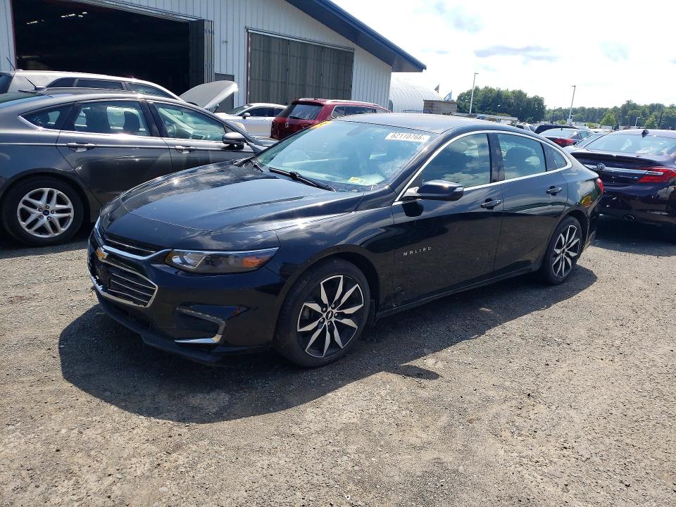 62110766 :رقم المزاد ، 1G1ZD5ST5JF290260 vin ، 2018 Chevrolet Malibu مزاد بيع