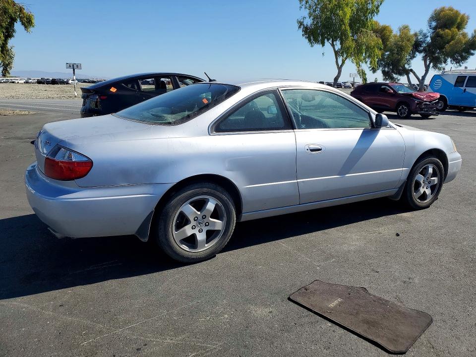 60471186 :رقم المزاد ، 19UYA425X3A000975 vin ، 2003 Acura 3.2cl مزاد بيع