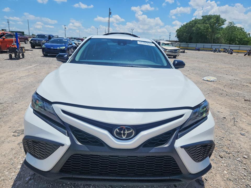 2024 Toyota Camry მანქანა იყიდება აუქციონზე, vin: 4T1T11AK4RU204933, აუქციონის ნომერი: 59785046