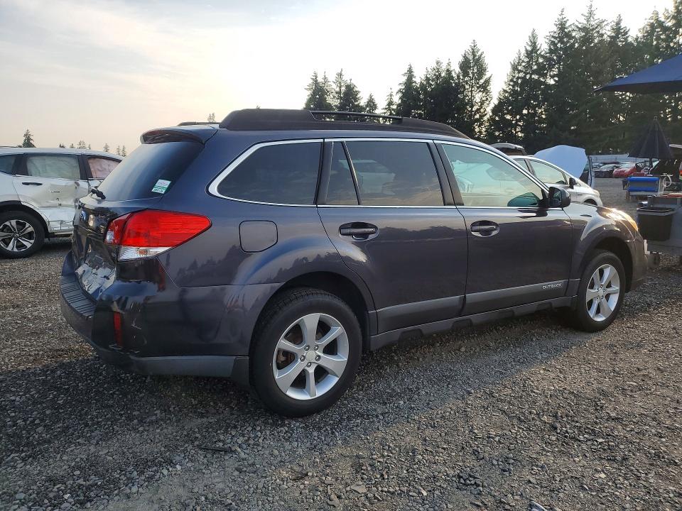 61812286 :رقم المزاد ، 4S4BRCCCXD3302546 vin ، 2013 Subaru Outback مزاد بيع