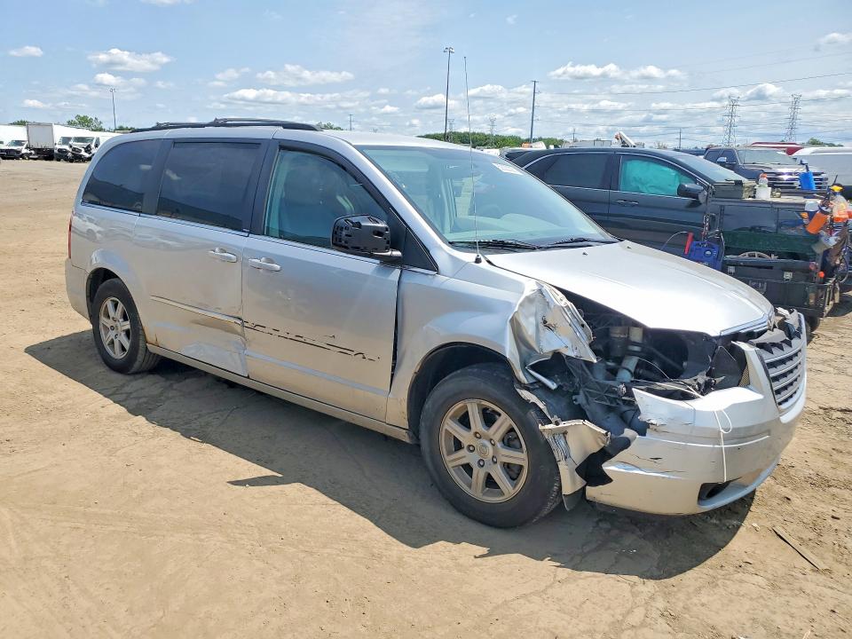62320306 :رقم المزاد ، 2A4RR5D13AR338801 vin ، 2010 Chrysler Town & Country مزاد بيع