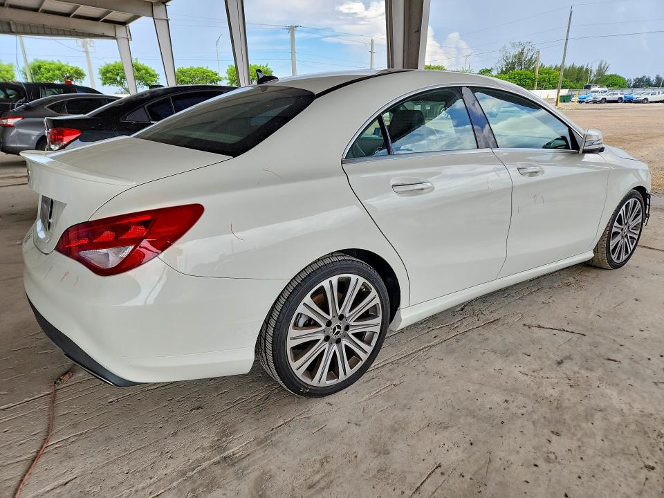 Продажа на аукционе авто 2018 Mercedes-benz Cla, vin: WDDSJ4EB2JN547854, номер лота: 61933616