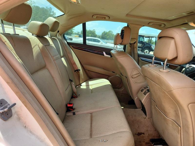 Продаж на аукціоні авто 2012 Mercedes-benz C, vin: WDDGF8BB6CR206102, номер лоту: 61953646