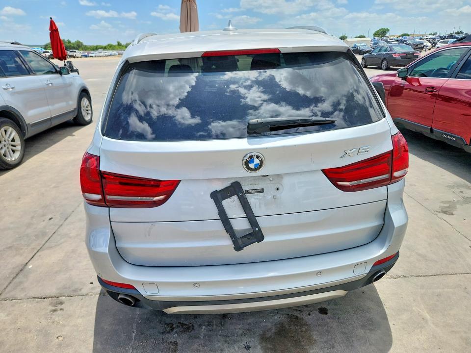 97685045 :رقم المزاد ، 5UXKR2C30H0U23431 vin ، 2017 Bmw X5 مزاد بيع