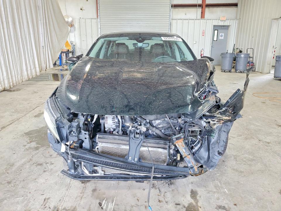 62944986 :رقم المزاد ، 1VWBA7A3XNC002784 vin ، 2022 Volkswagen Passat مزاد بيع