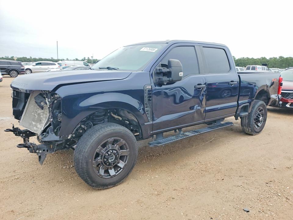 61126906 :رقم المزاد ، 1FT8W2BA9RED44011 vin ، 2024 Ford F250 مزاد بيع