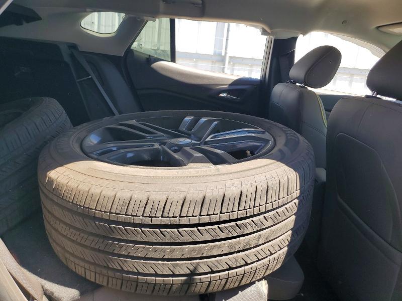 2025 Chevrolet Trax მანქანა იყიდება აუქციონზე, vin: KL77LKEP2SC061243, აუქციონის ნომერი: 60255526