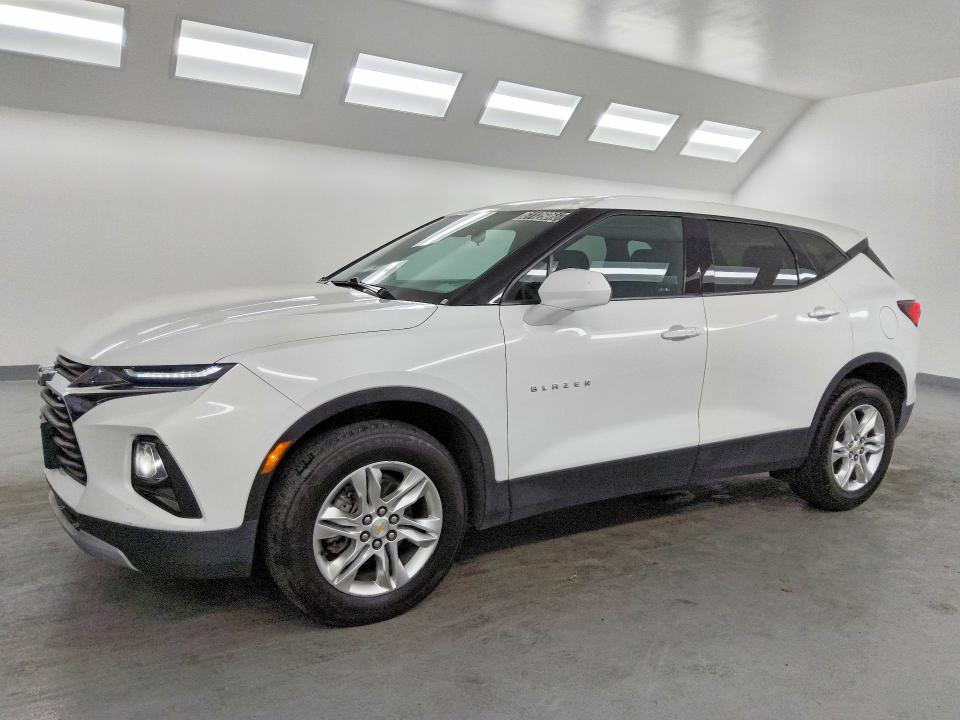 Продажа на аукционе авто 2022 Chevrolet Blazer, vin: 3GNKBCR41NS134338, номер лота: 61125066