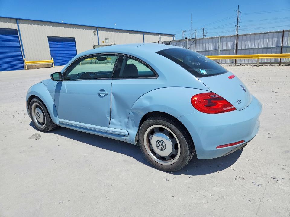 60232896 :رقم المزاد ، 3VWJX7AT3CM617179 vin ، 2012 Volkswagen Beetle مزاد بيع