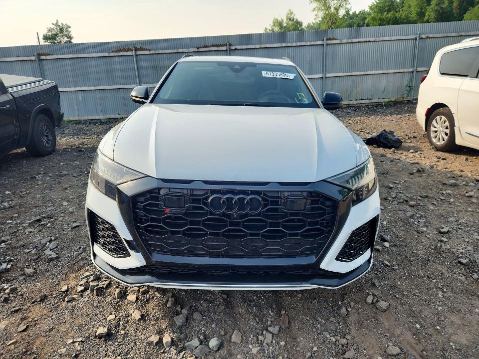 Продаж на аукціоні авто 2022 Audi Rs Q8, vin: WU1ARBF16ND012596, номер лоту: 61335086