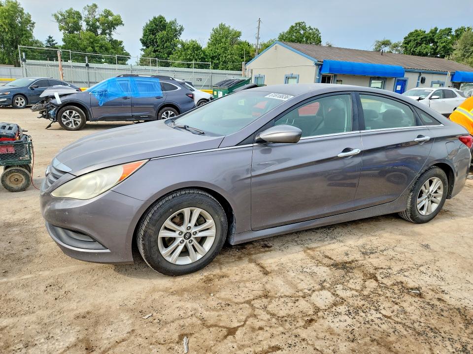 Auction sale of the 2014 Hyundai Sonata, vin: 5NPEB4AC2EH912185, lot number: 61818836