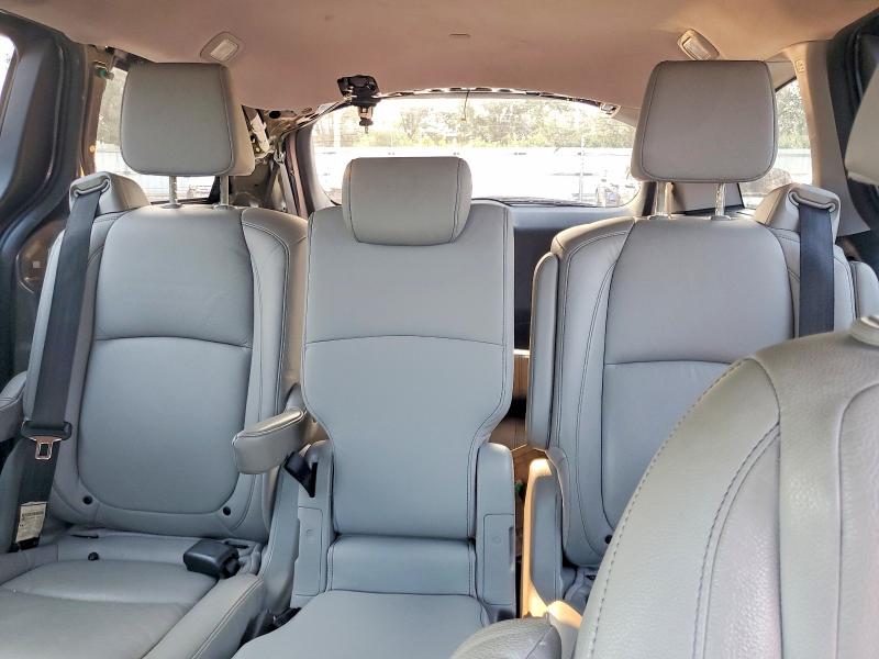 Продажа на аукционе авто 2023 Honda Odyssey, vin: 5FNRL6H80PB032941, номер лота: 62108966