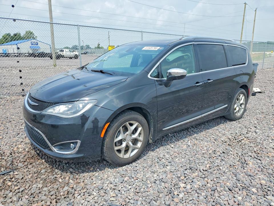 61505796 :رقم المزاد ، 2C4RC1GG0JR232953 vin ، 2018 Chrysler Pacifica مزاد بيع