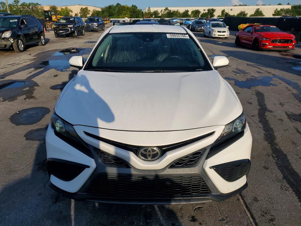 Продажа на аукционе авто 2021 Toyota Camry, vin: 4T1G11AK7MU528081, номер лота: 59855786