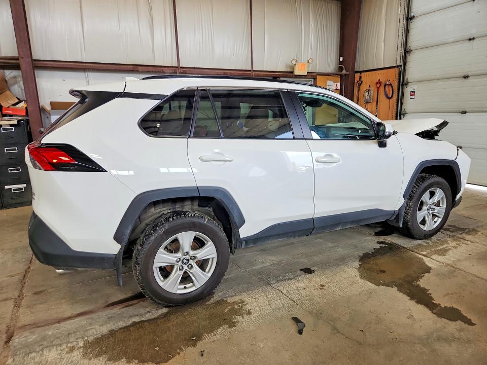62811716 :رقم المزاد ، 2T3R1RFV3MC212535 vin ، 2021 Toyota Rav4 مزاد بيع