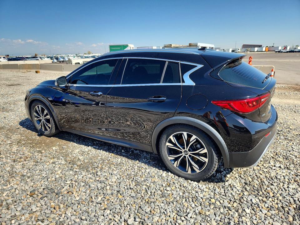 62453896 :رقم المزاد ، SJKCH5CR4JA043245 vin ، 2018 Infiniti Qx30 مزاد بيع