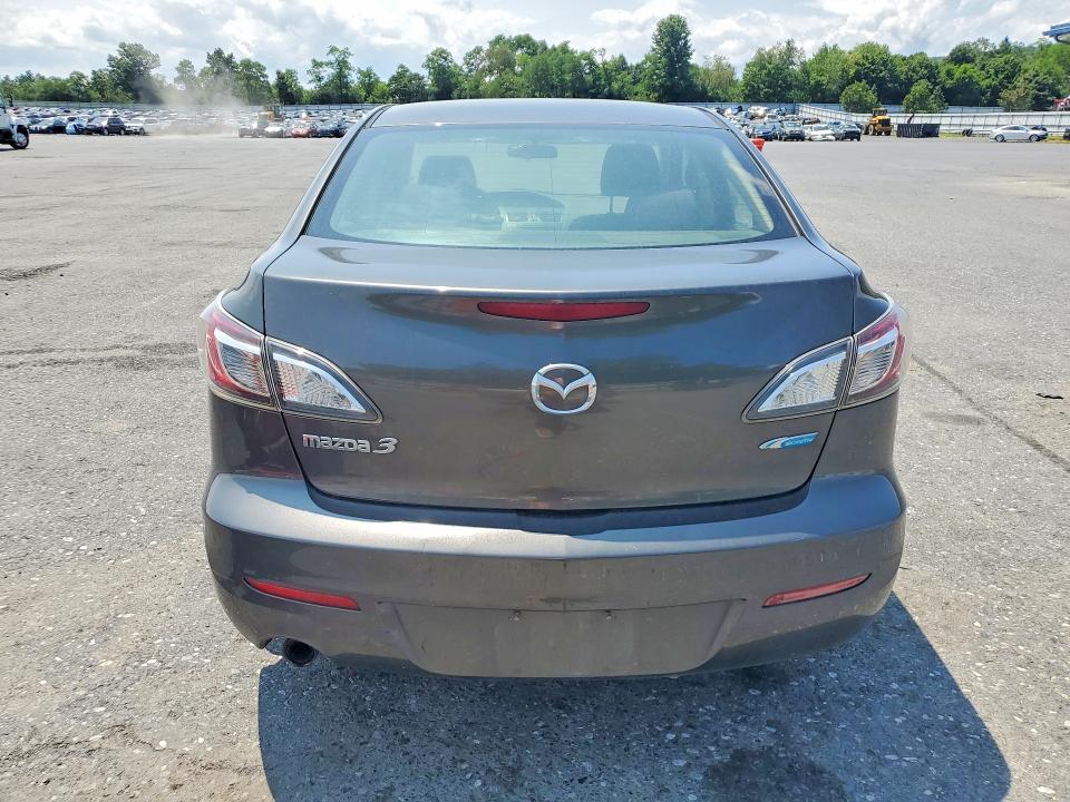 Продаж на аукціоні авто 2012 Mazda 3, vin: JM1BL1V80C1614923, номер лоту: 61864556
