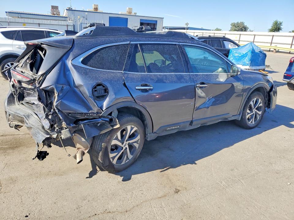 61186506 :رقم المزاد ، 4S4BTGPD3N3213155 vin ، 2022 Subaru Outback مزاد بيع