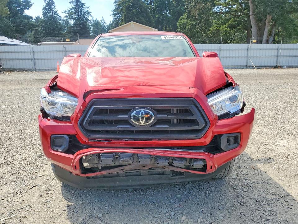 61366026 :رقم المزاد ، 3TMCZ5AN1NM532999 vin ، 2022 Toyota Tacoma مزاد بيع